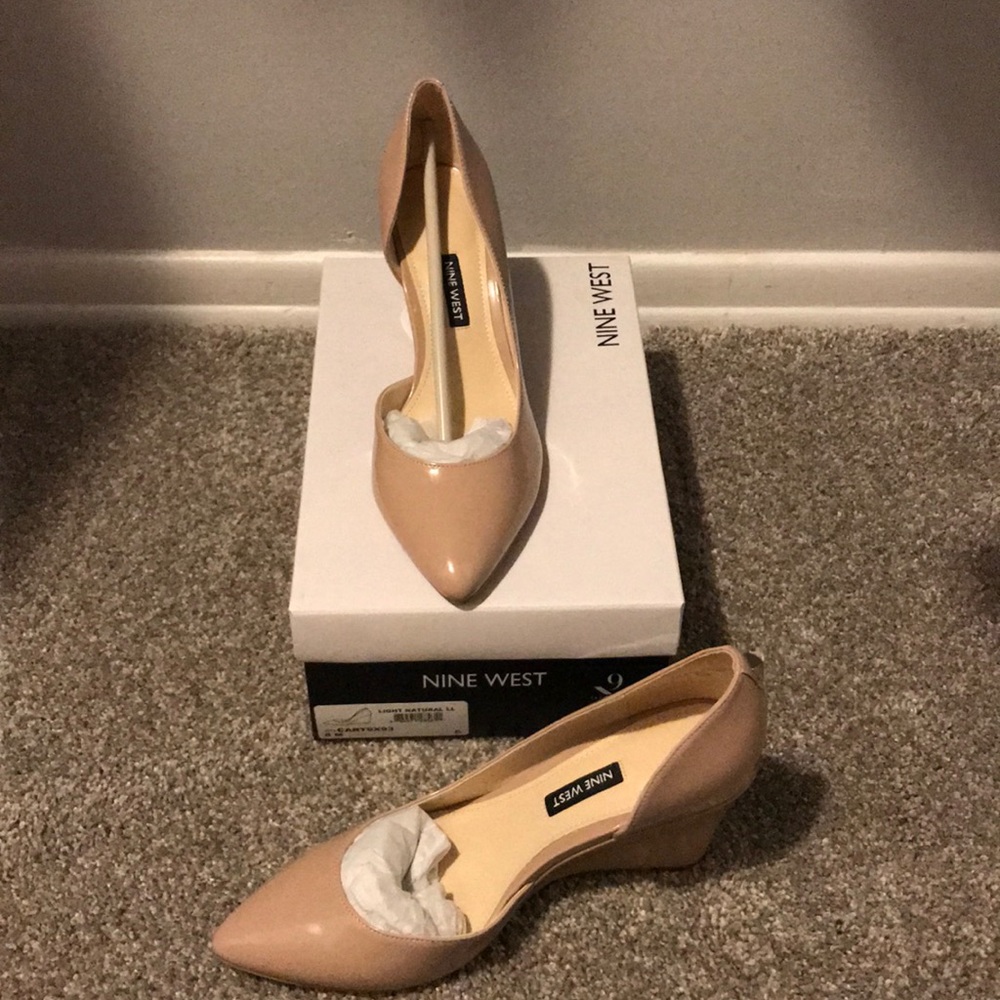 Nine West Nude Wedges Size 8